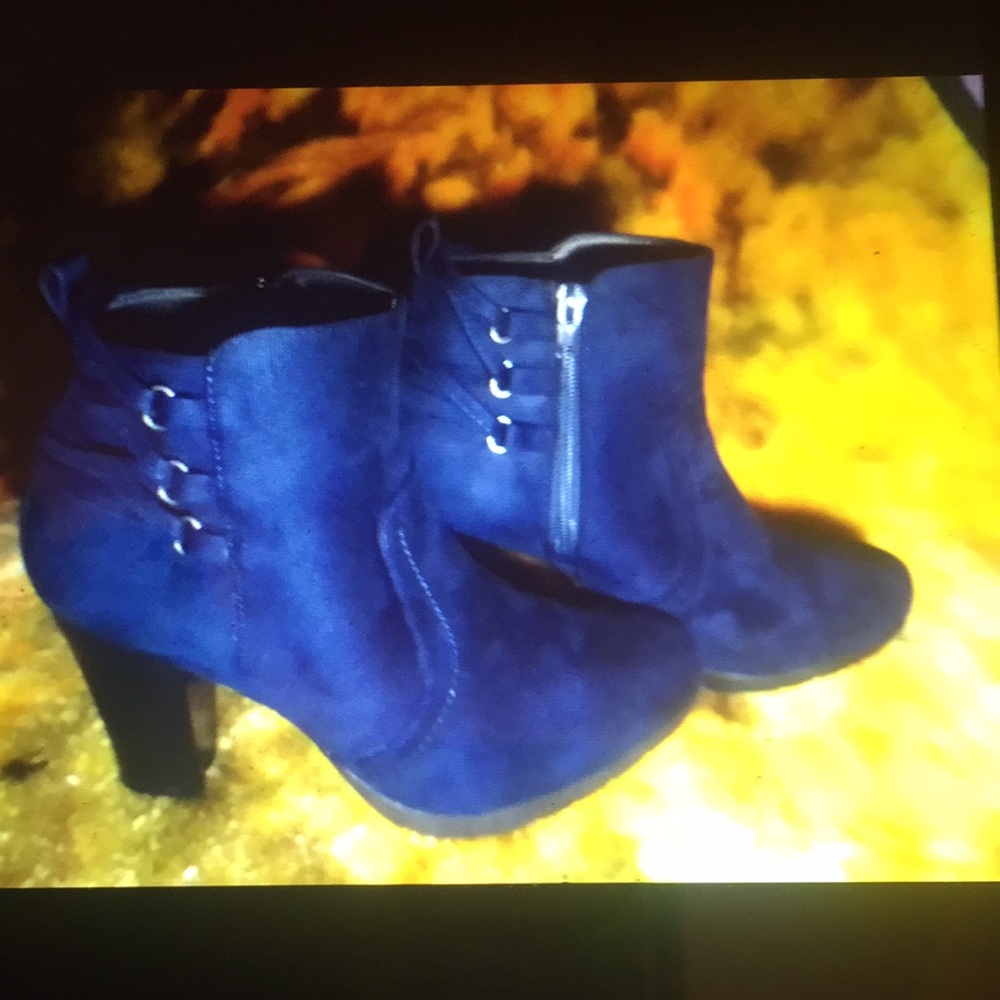 Royal Blue Ankle booths